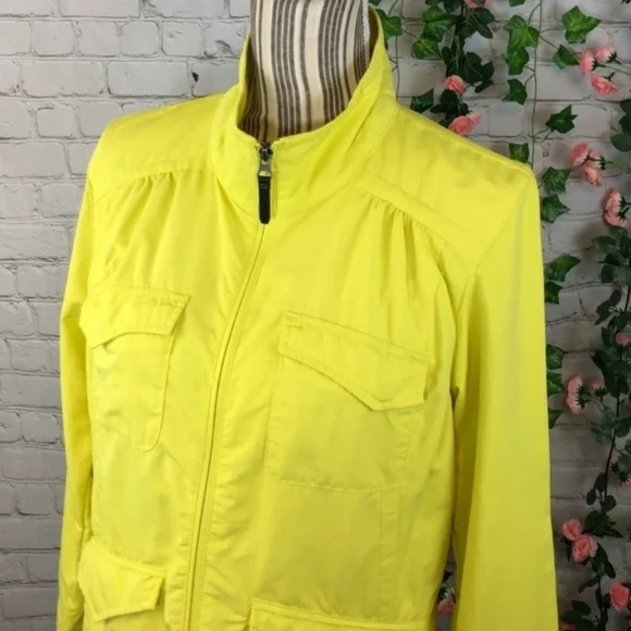 Eddie Bauer Travex Bright Yellow Nylon Rain Travel Jacket Women's Large L EUC - Picture 4 of 8